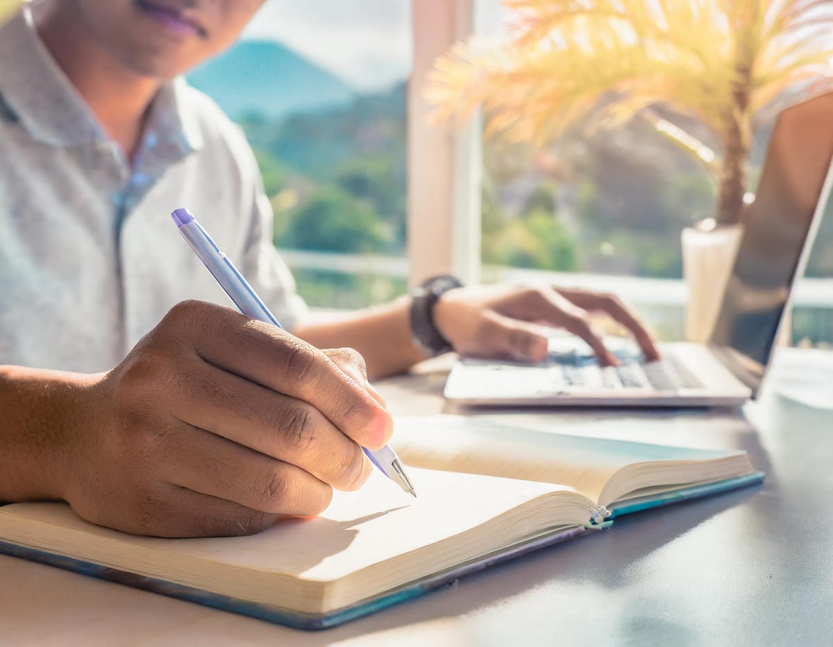 La pratique du journaling moderne sans se prendre la tête.