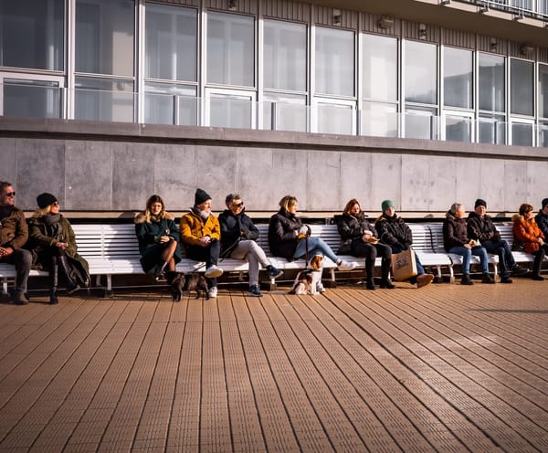 Composition et recomposition en photographie de rue.